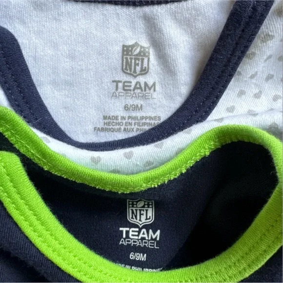 NFL Seattle Seahawks Baby Onesies Set of 2 - Navy and Lime Baby size 6-9M - Picture 2 of 3